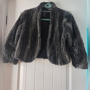Ella Moss faux fur cropped shrug jacket size small